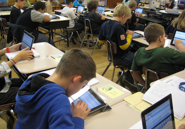 Plataformas virtuales de educación y Social Media en el aula